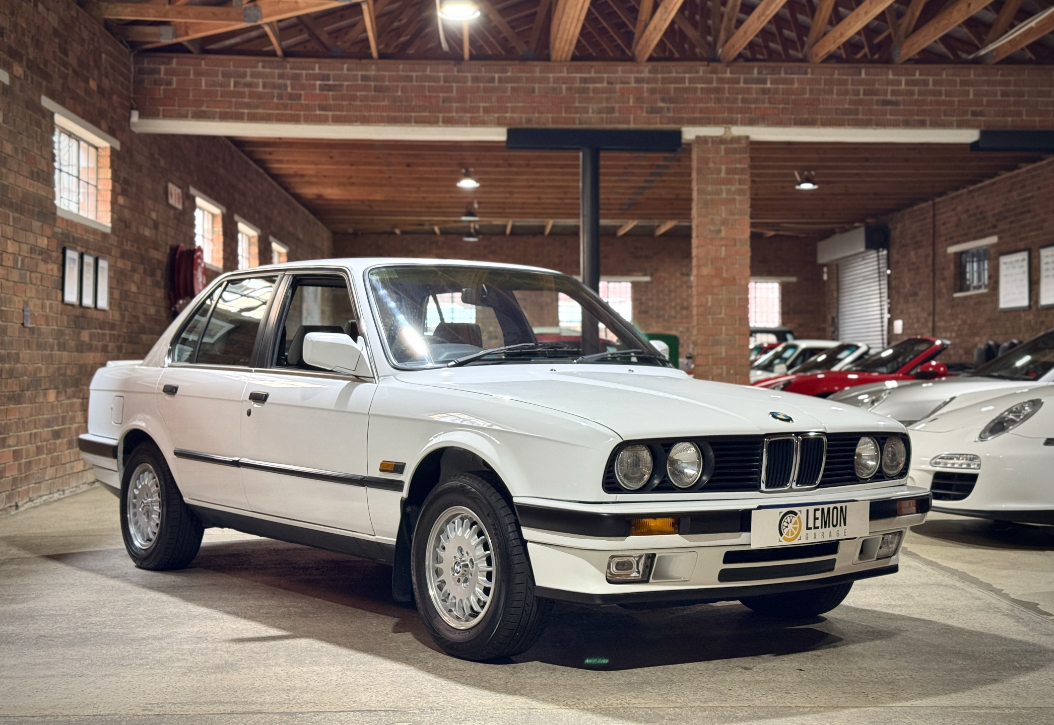 1992 BMW 318I (E30)