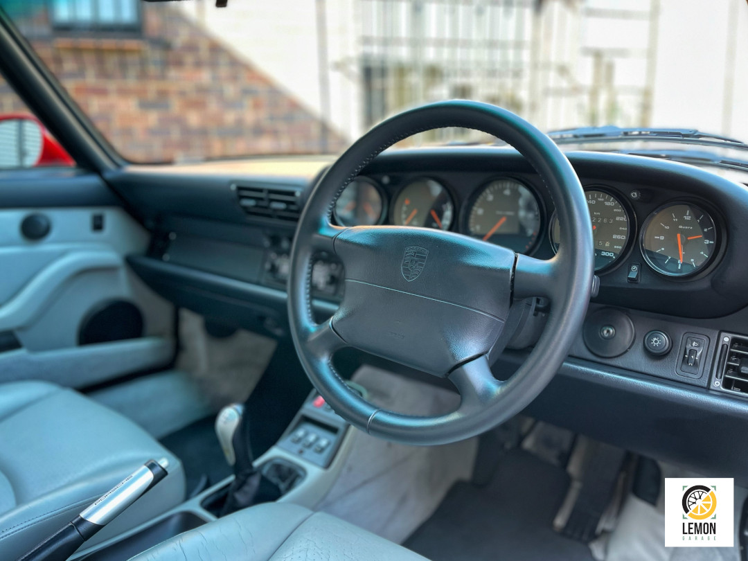 1995 Porsche 911 Carrera (993)