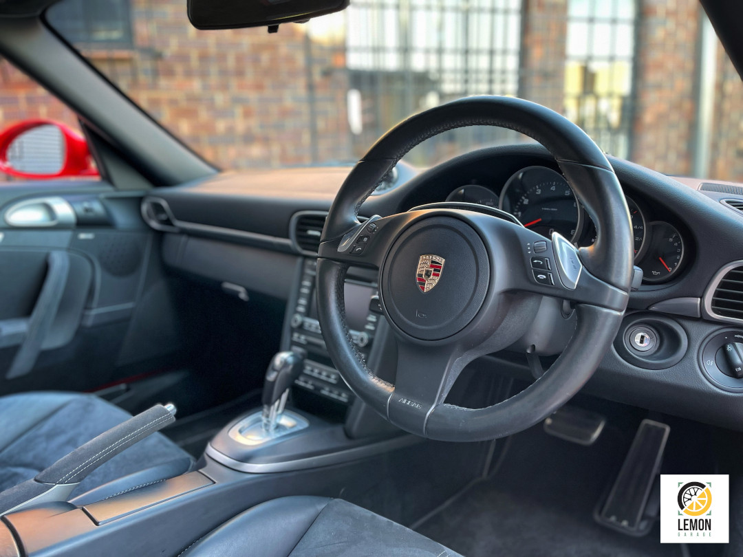 2012 Porsche 911 Carrera 4 GTS (997)