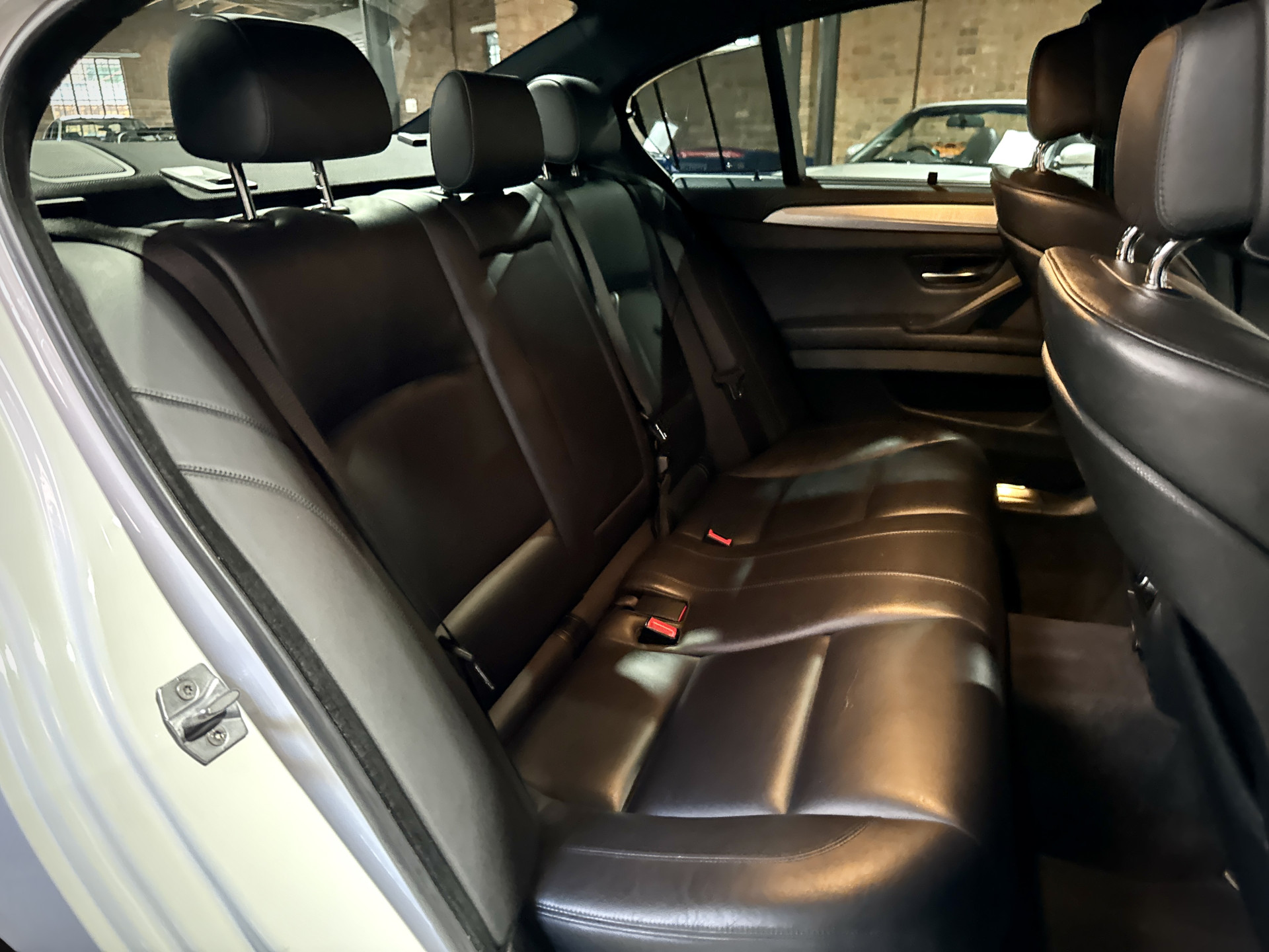 2013 BMW M5 (F10)