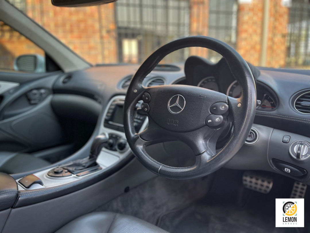 2004 Mercedes Benz SL55 AMG