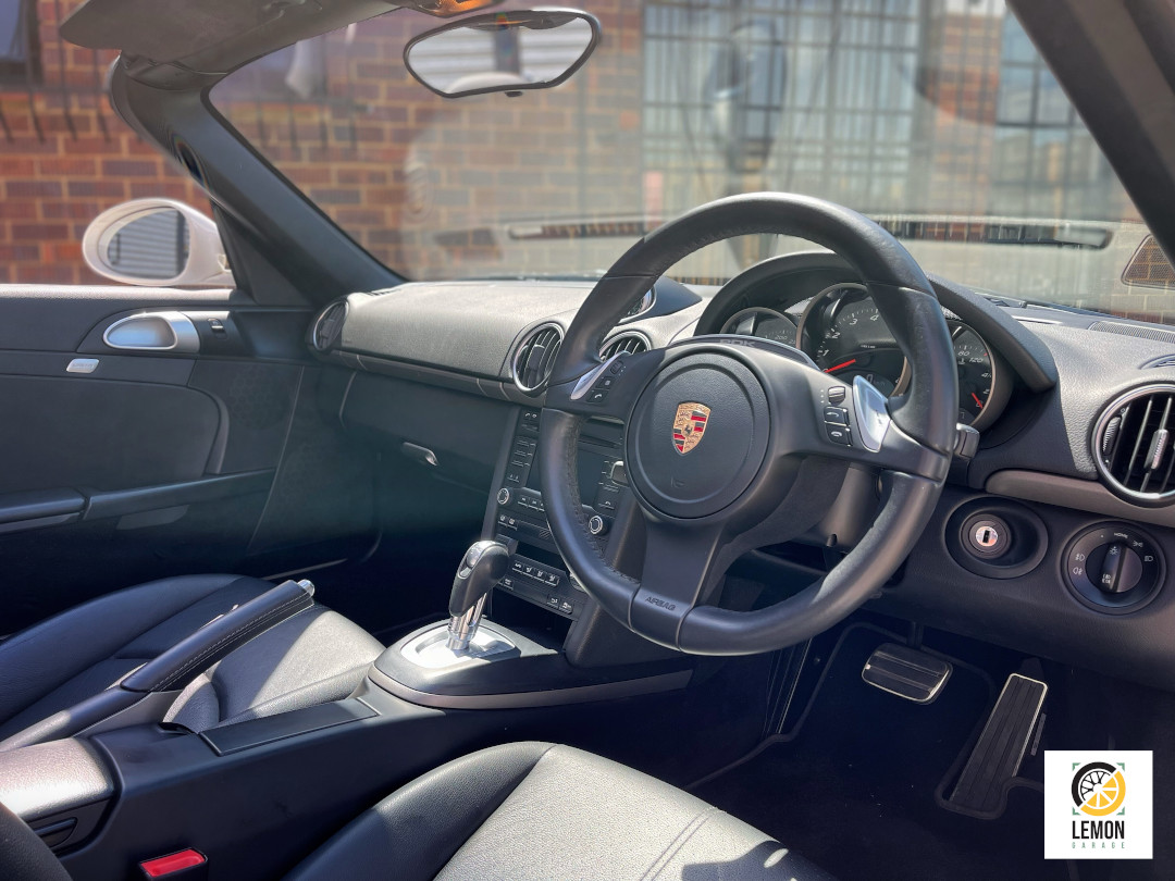 2011 Porsche Boxster (987.2)