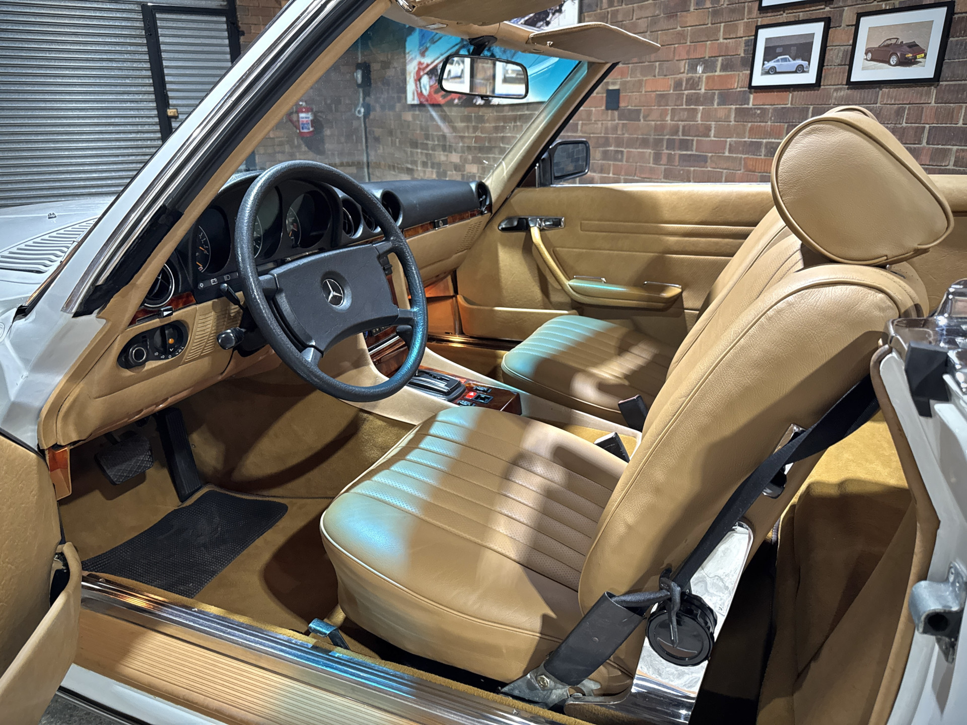 1985 Mercedes Benz 280 SL R107