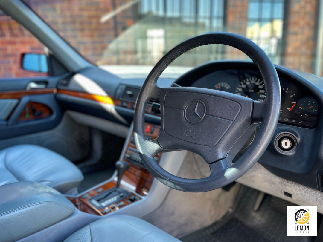 1993 Mercedes Benz S500