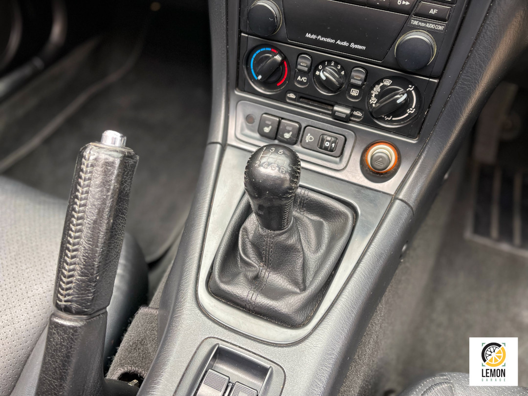 2004 Mazda MX-5