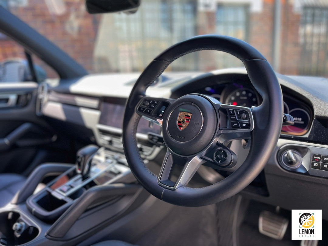 2018 Porsche Cayenne S