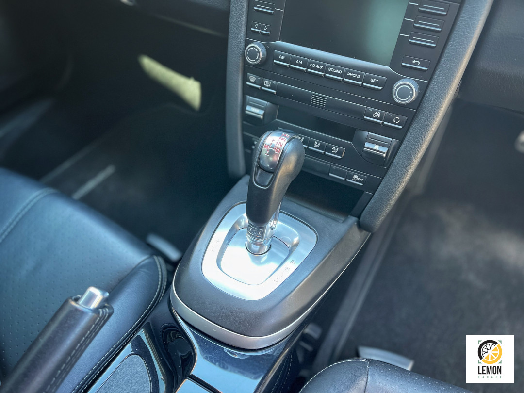 2012 Porsche Cayman R (987.2)