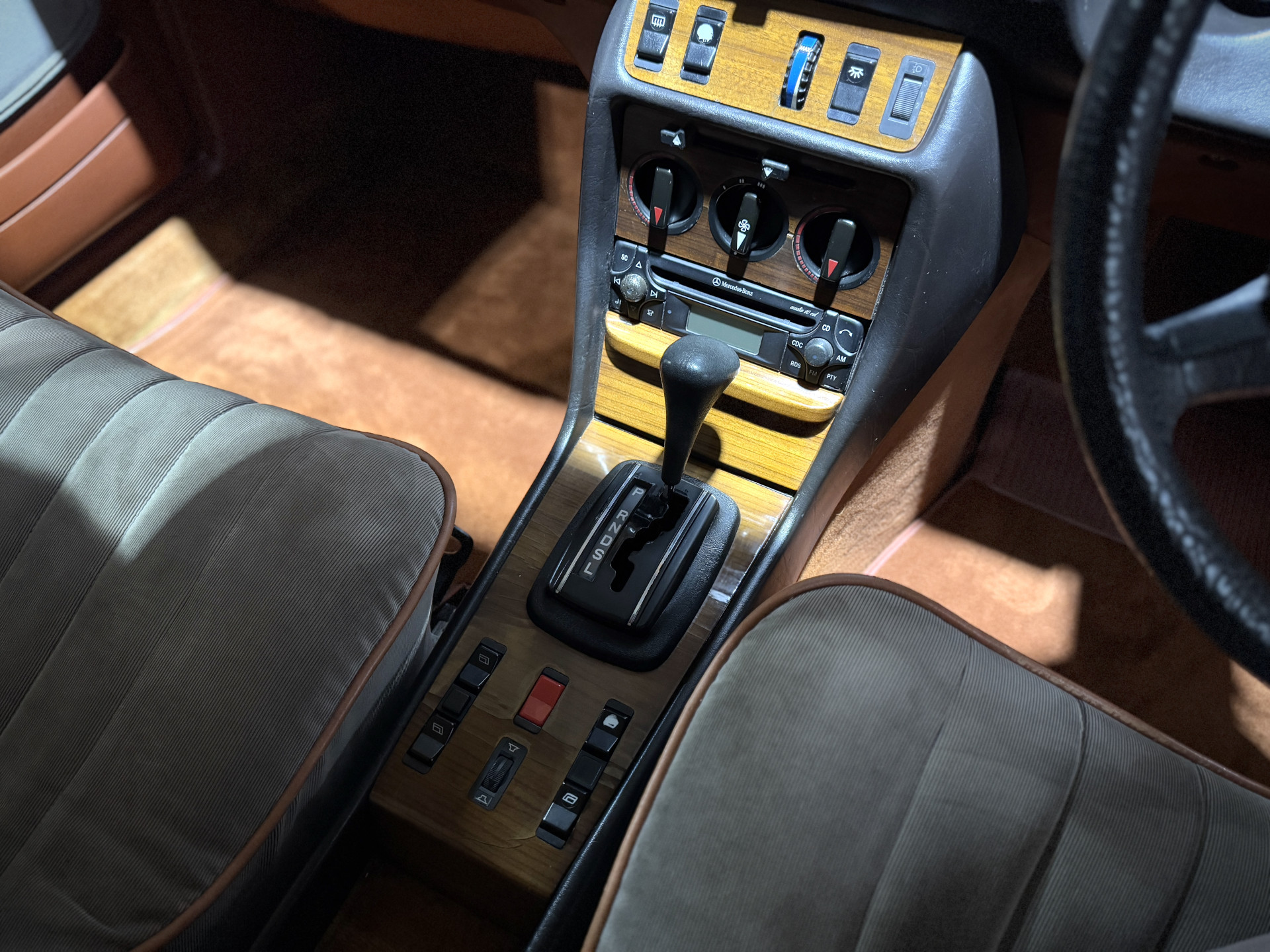 1982 Mercedes Benz 230 CE