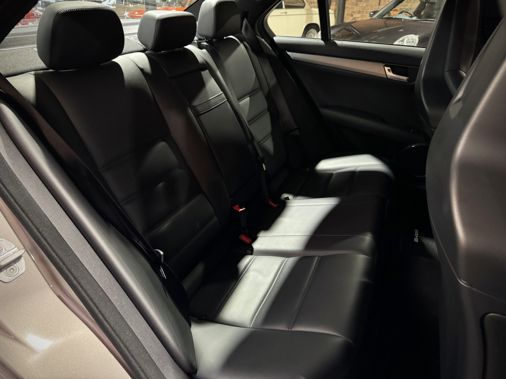 2009 Mercedes C63 AMG (W204)