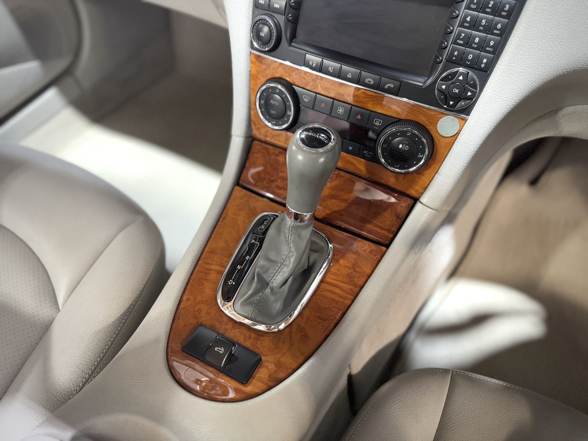 2005 Mercedes CLK500