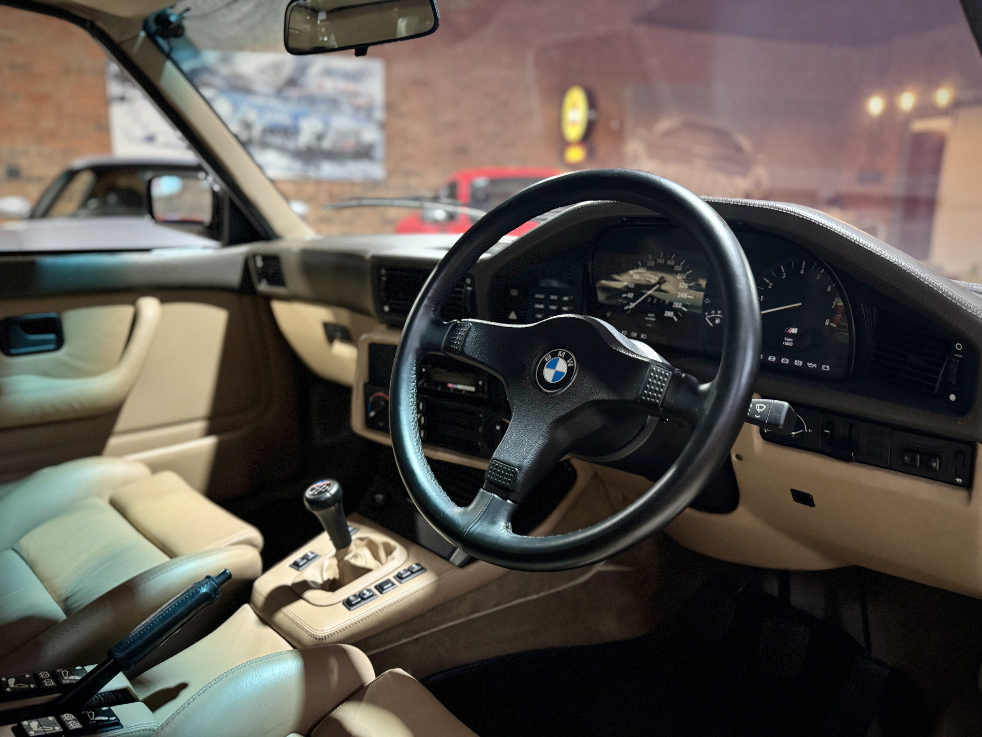 1989 BMW M5 (E28)
