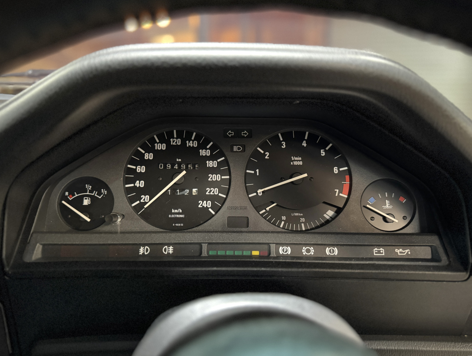 1989 BMW 325i (E30)