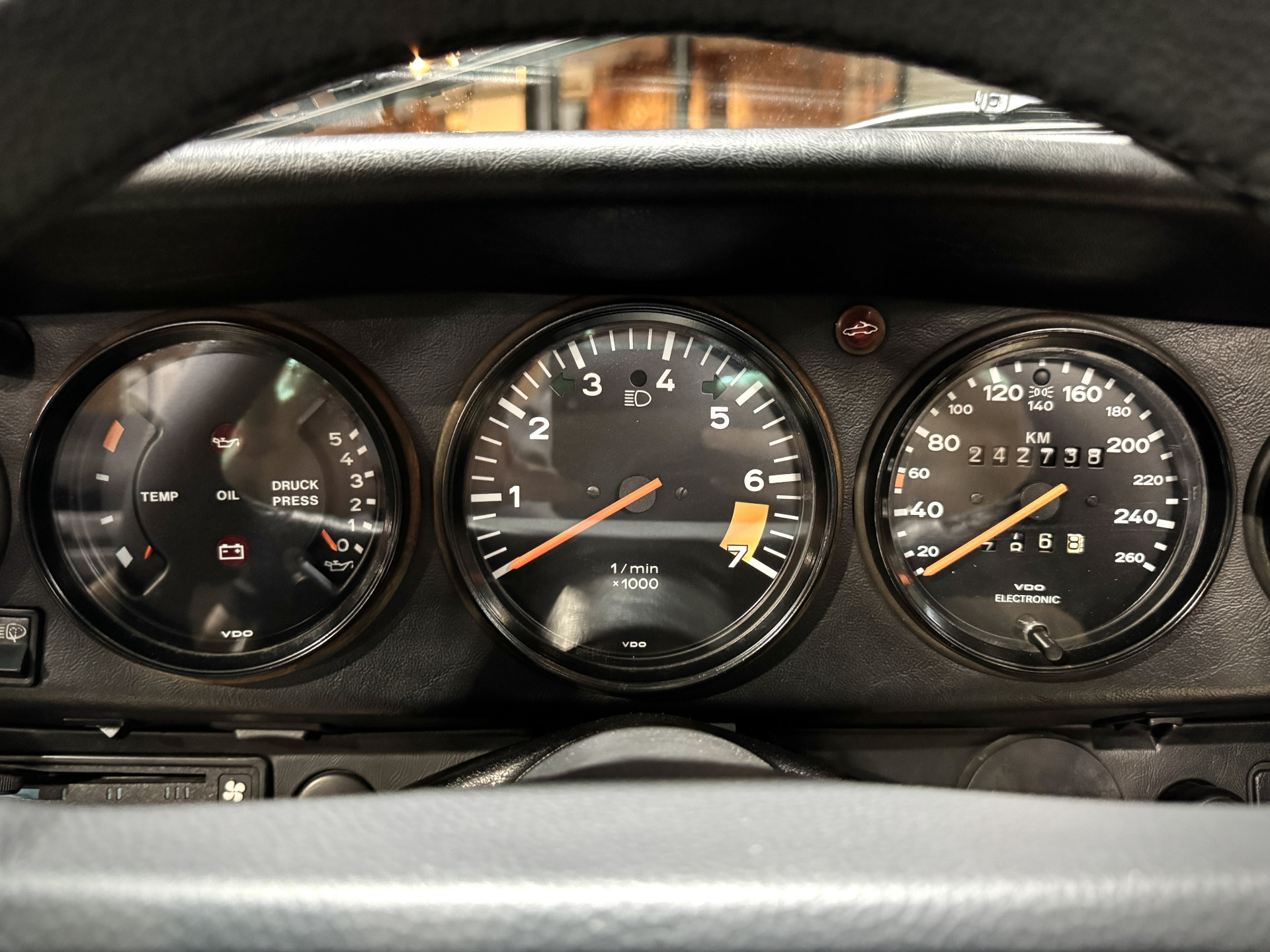 1989 Porsche Carrera 3.2 Cabriolet