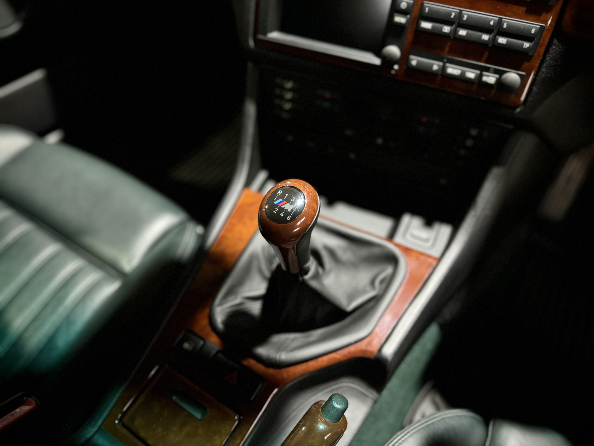 2000 BMW M5 (E39)