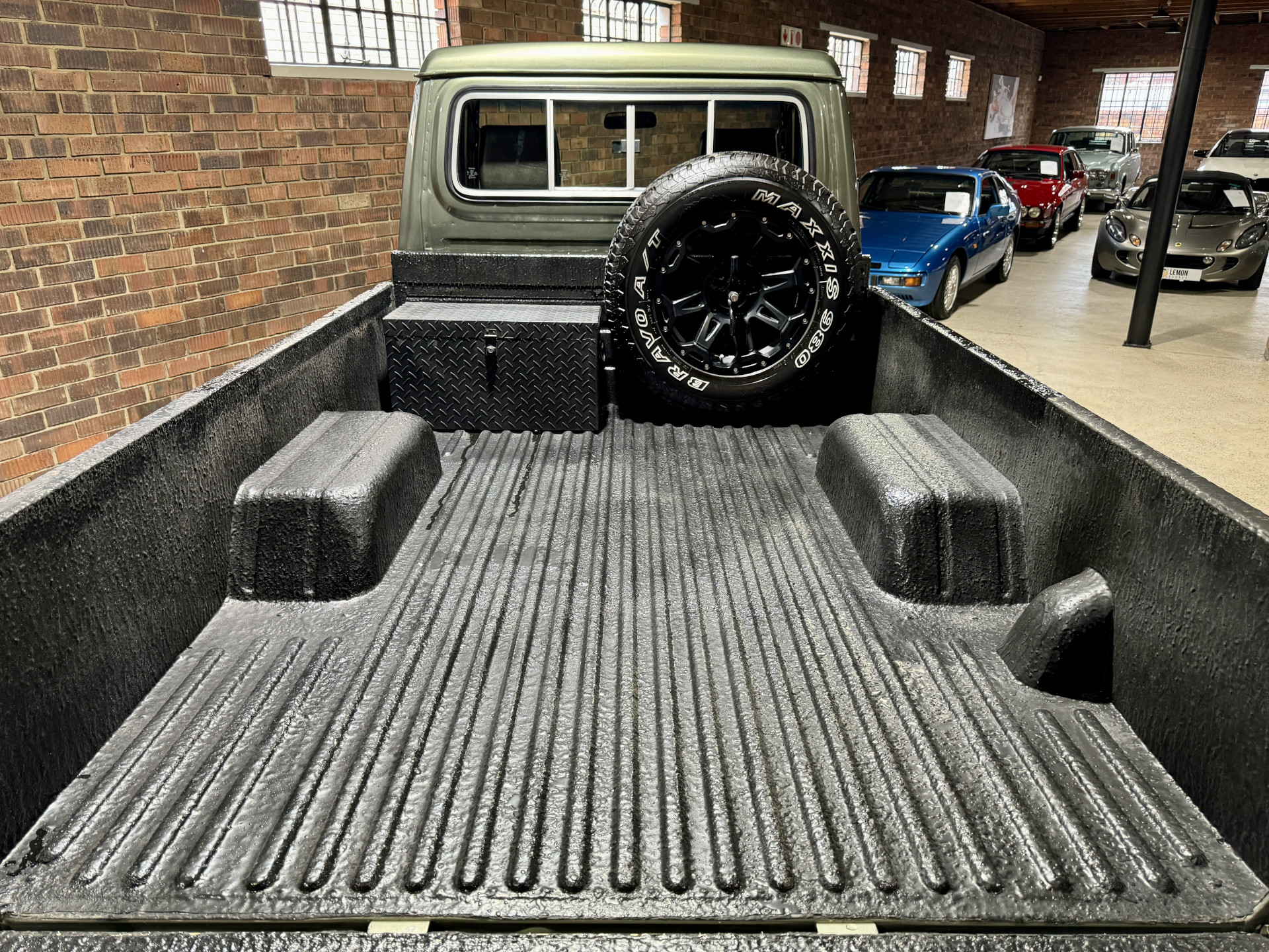 2001 Land Cruiser Single-Cab