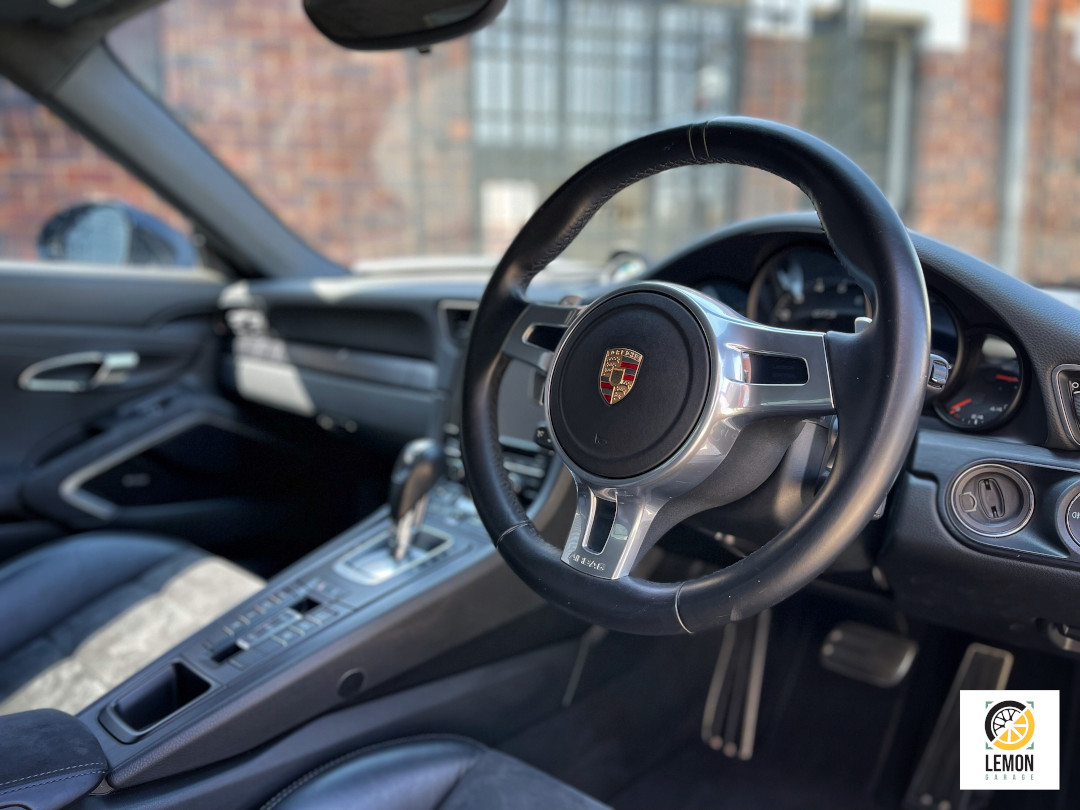 2016 Porsche 911 Carrera GTS (991)