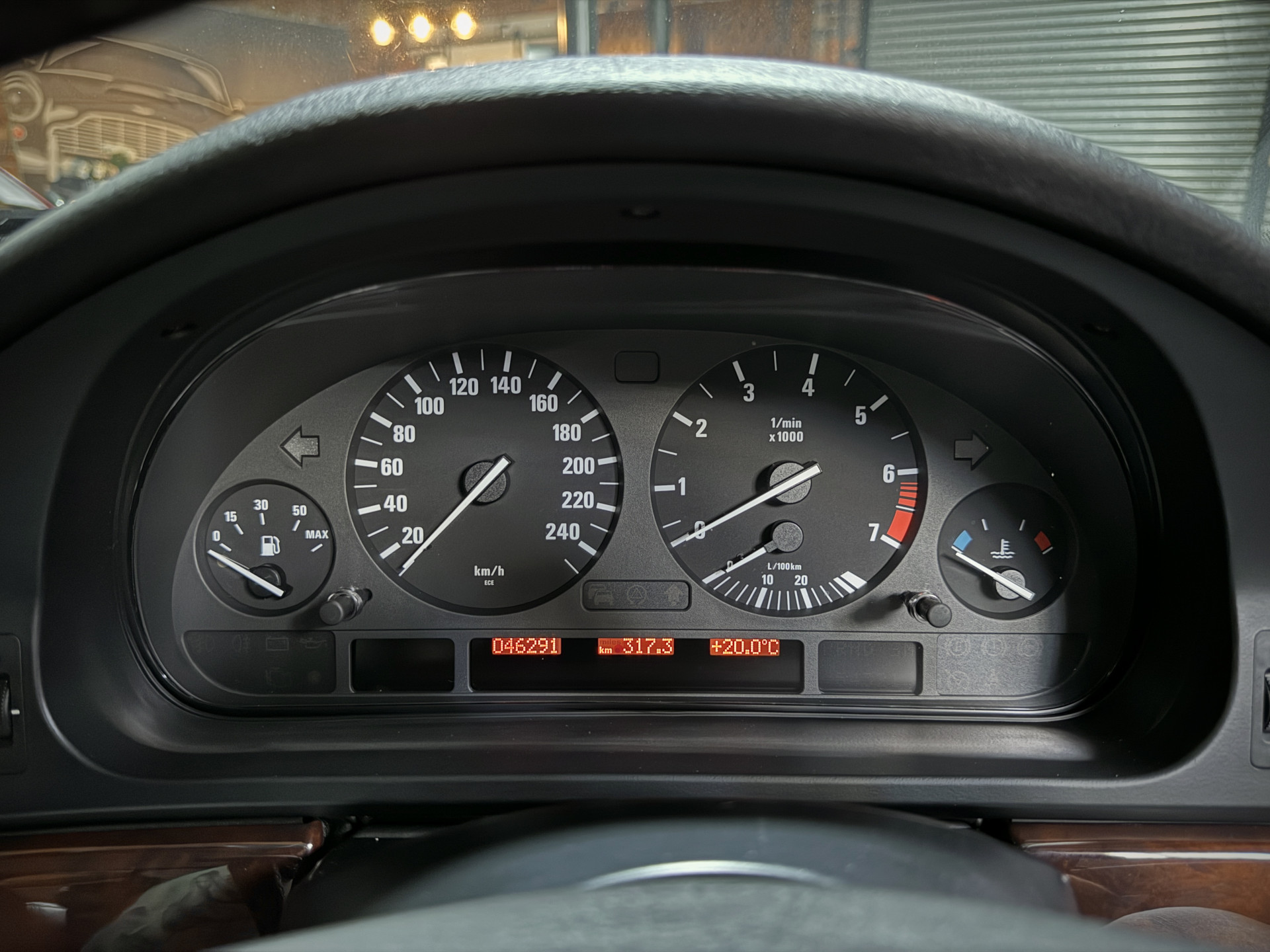 2002 BMW 525i Touring (E39)