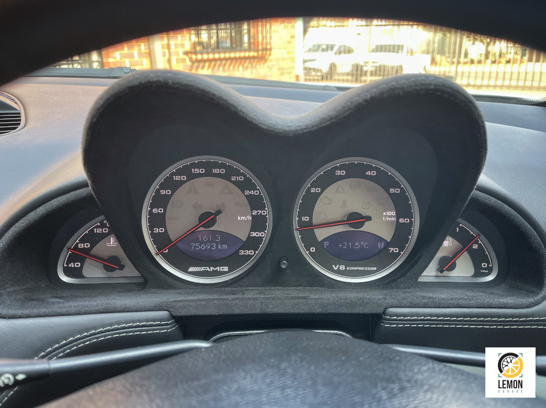 2004 Mercedes Benz SL55 AMG