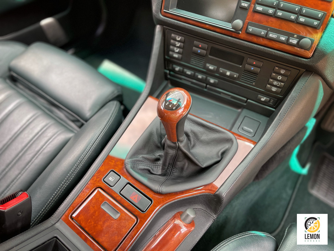 2000 BMW M5 E39