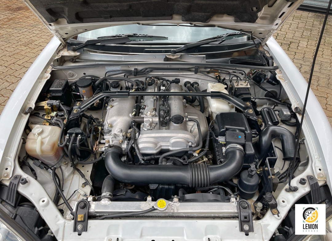 2004 Mazda MX-5