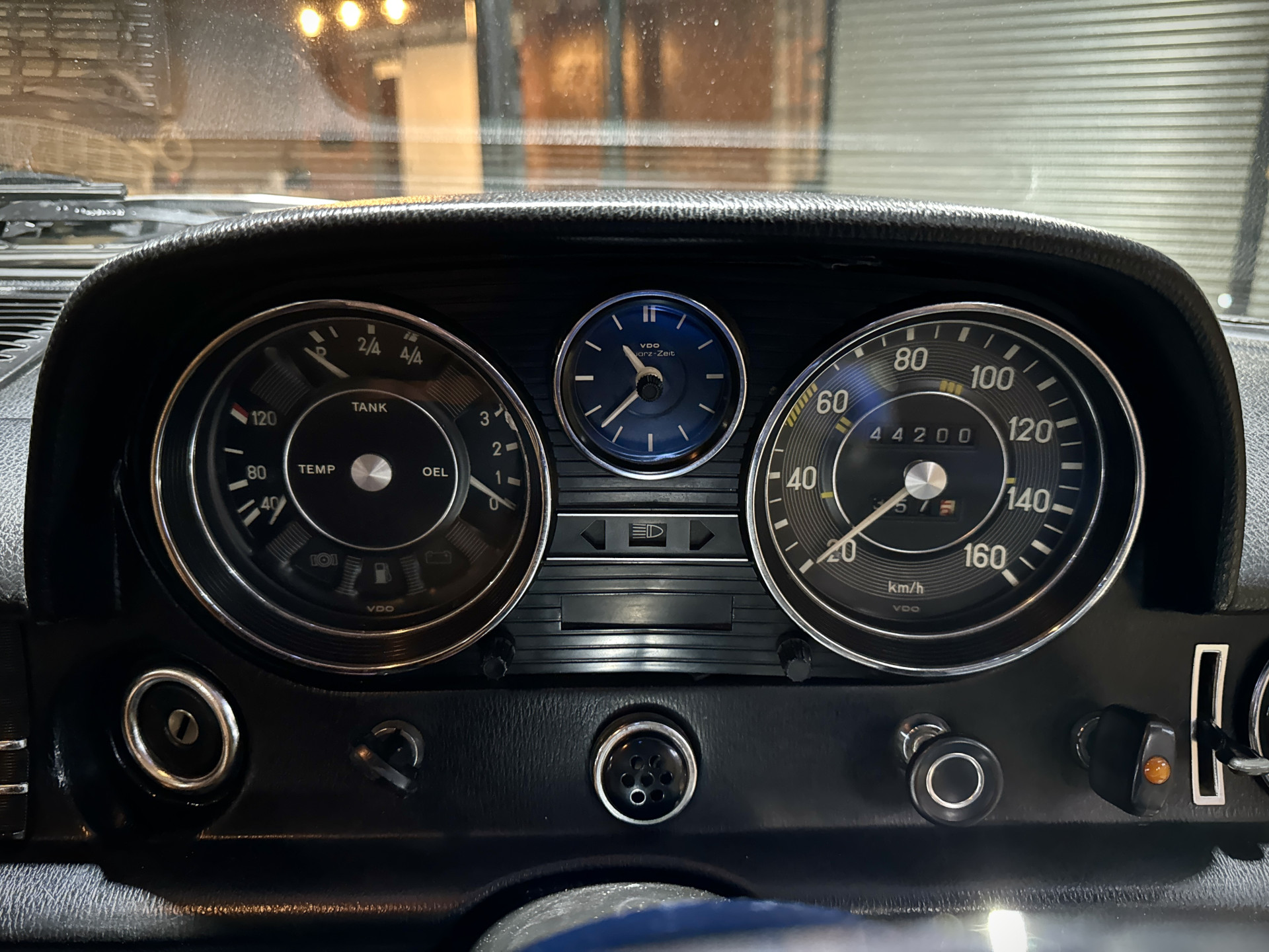 1976 Mercedes Benz 240D