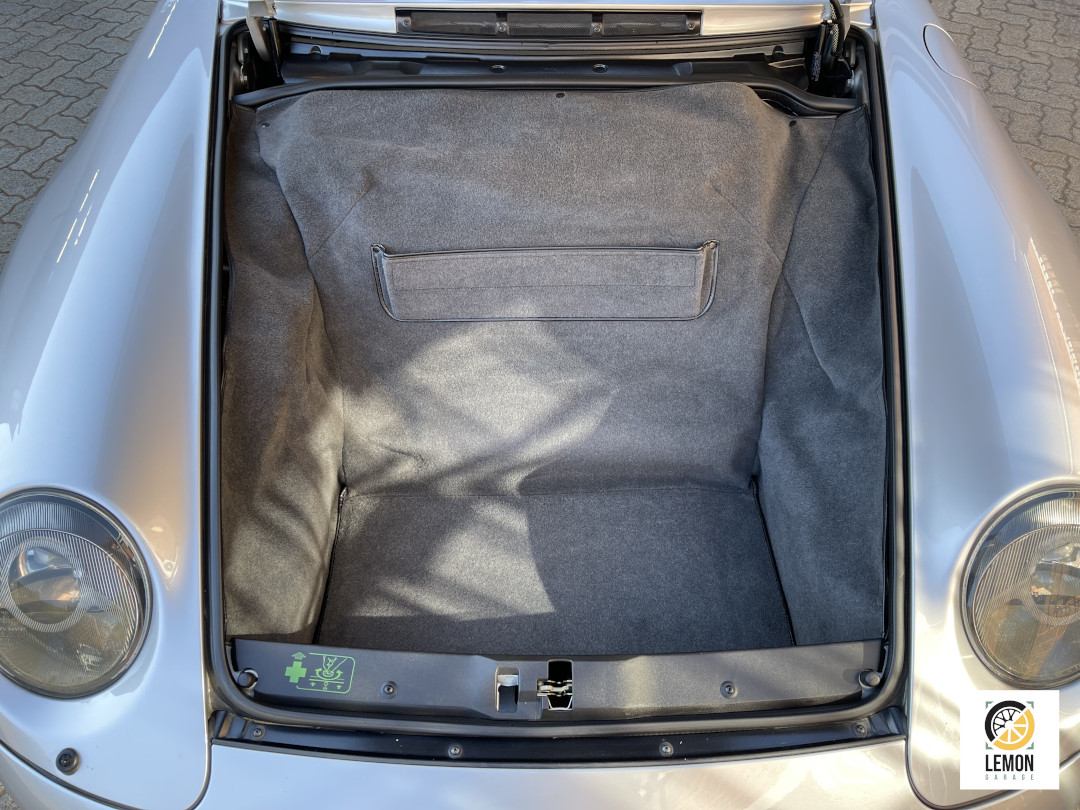 1997 Porsche 911 Carrera 4S (993)