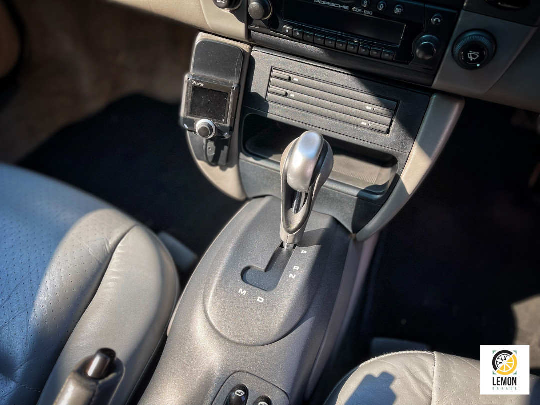 1998 Porsche 911 Carrera (996)