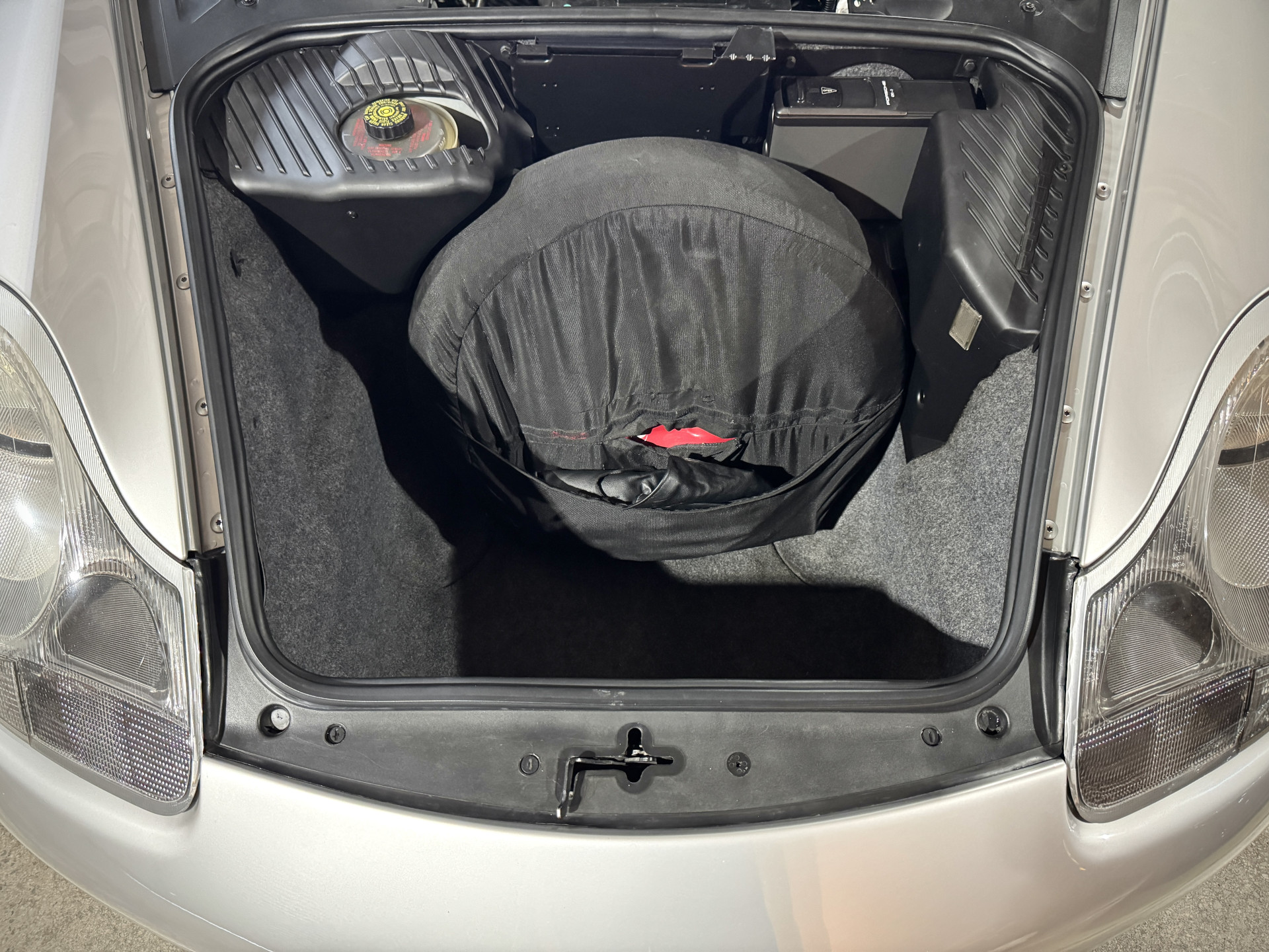 1998 Porsche 911 Carrera (996)