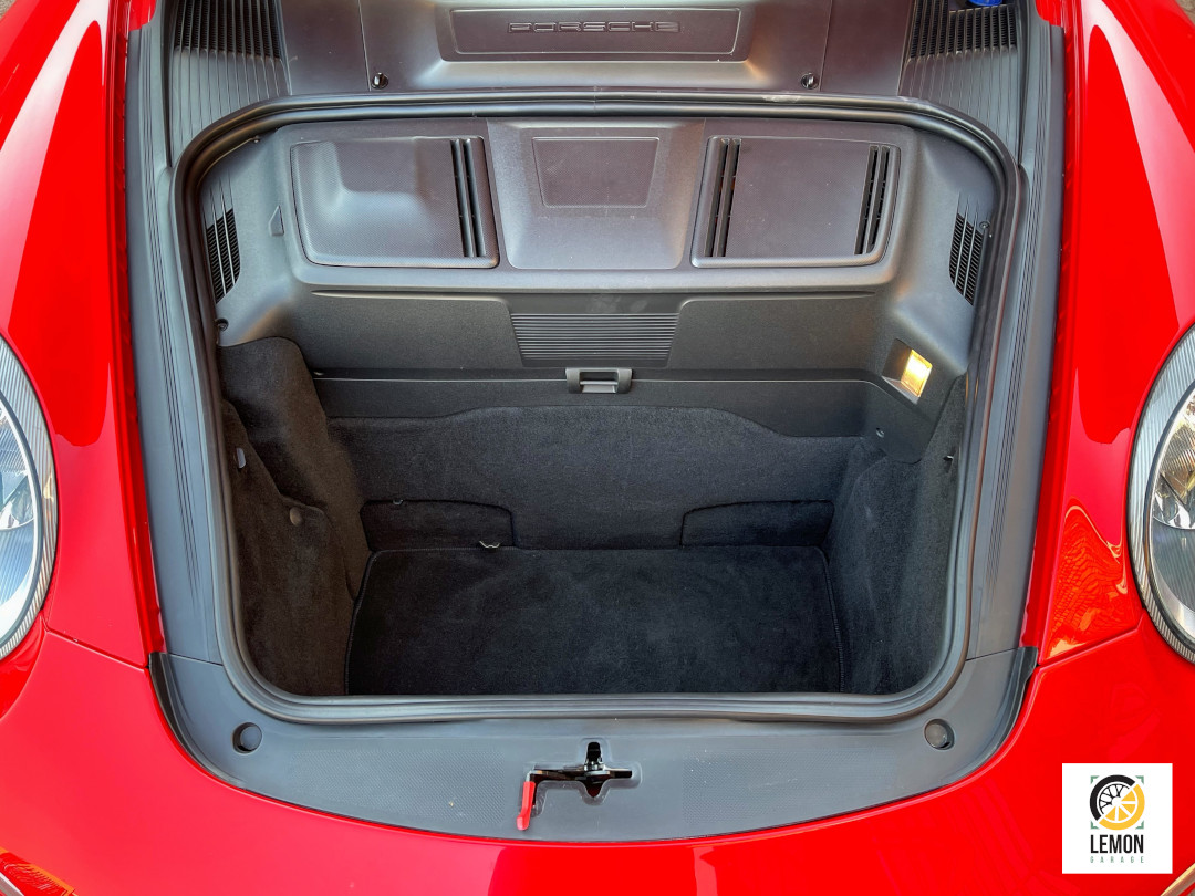 2012 Porsche 911 Carrera 4 GTS (997)