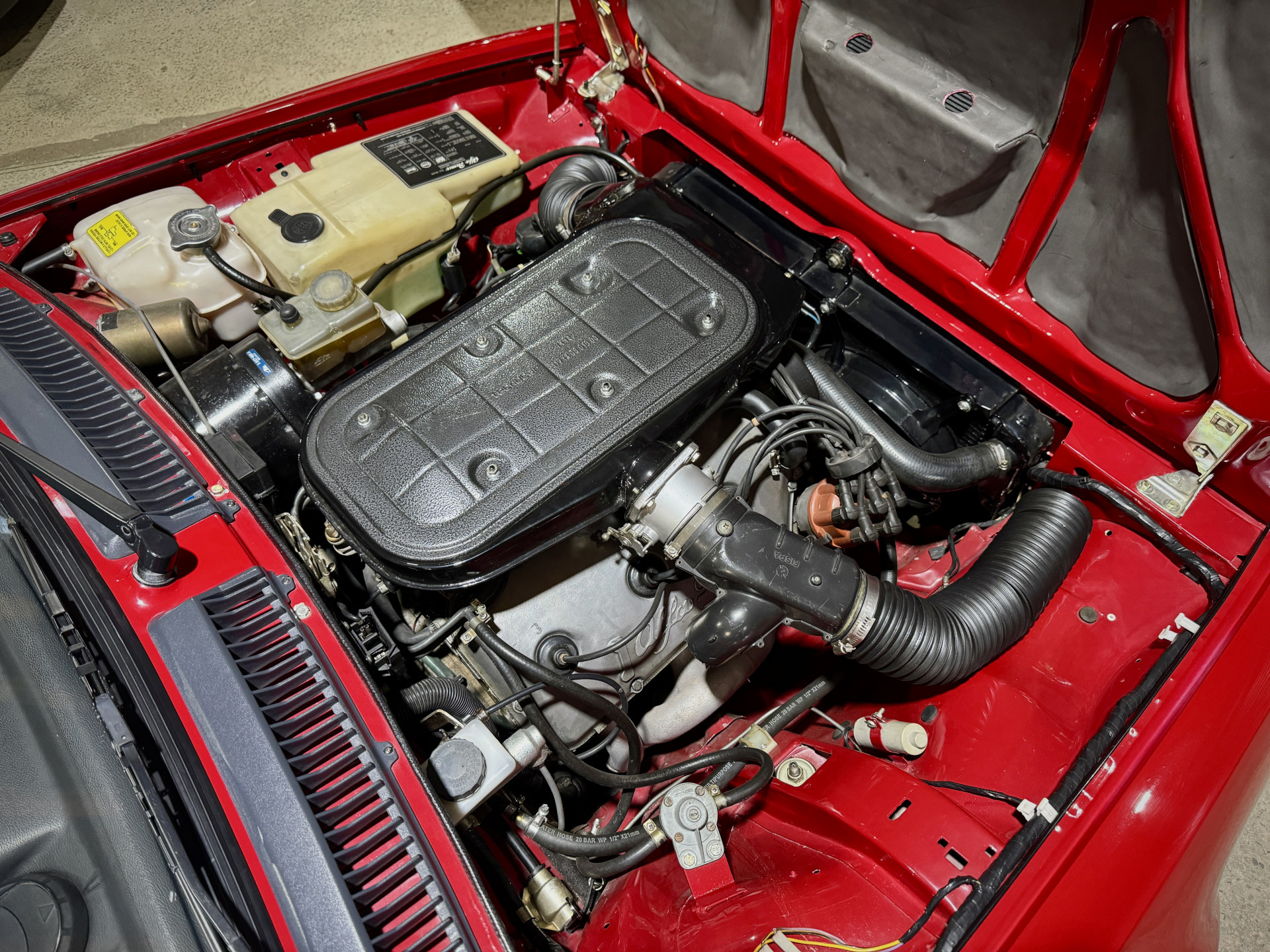 1985 Alfa Romeo GTV-6 3.0L