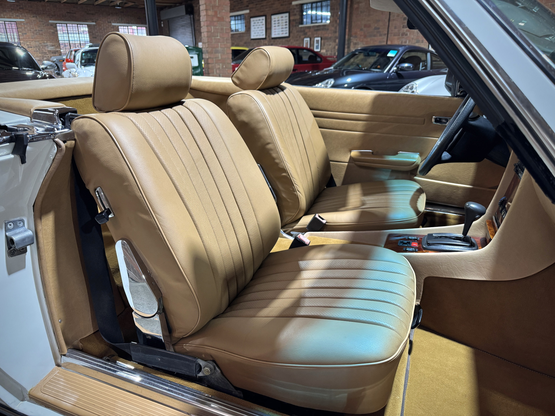 1985 Mercedes Benz 280 SL R107