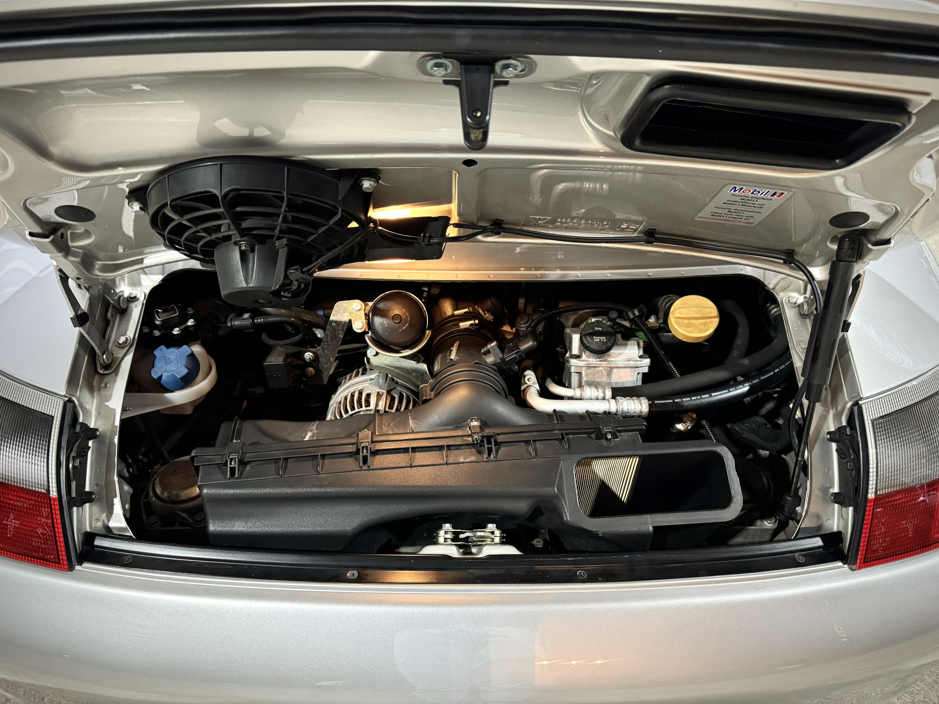 2000 Porsche 911 MK1 GT3 (996)