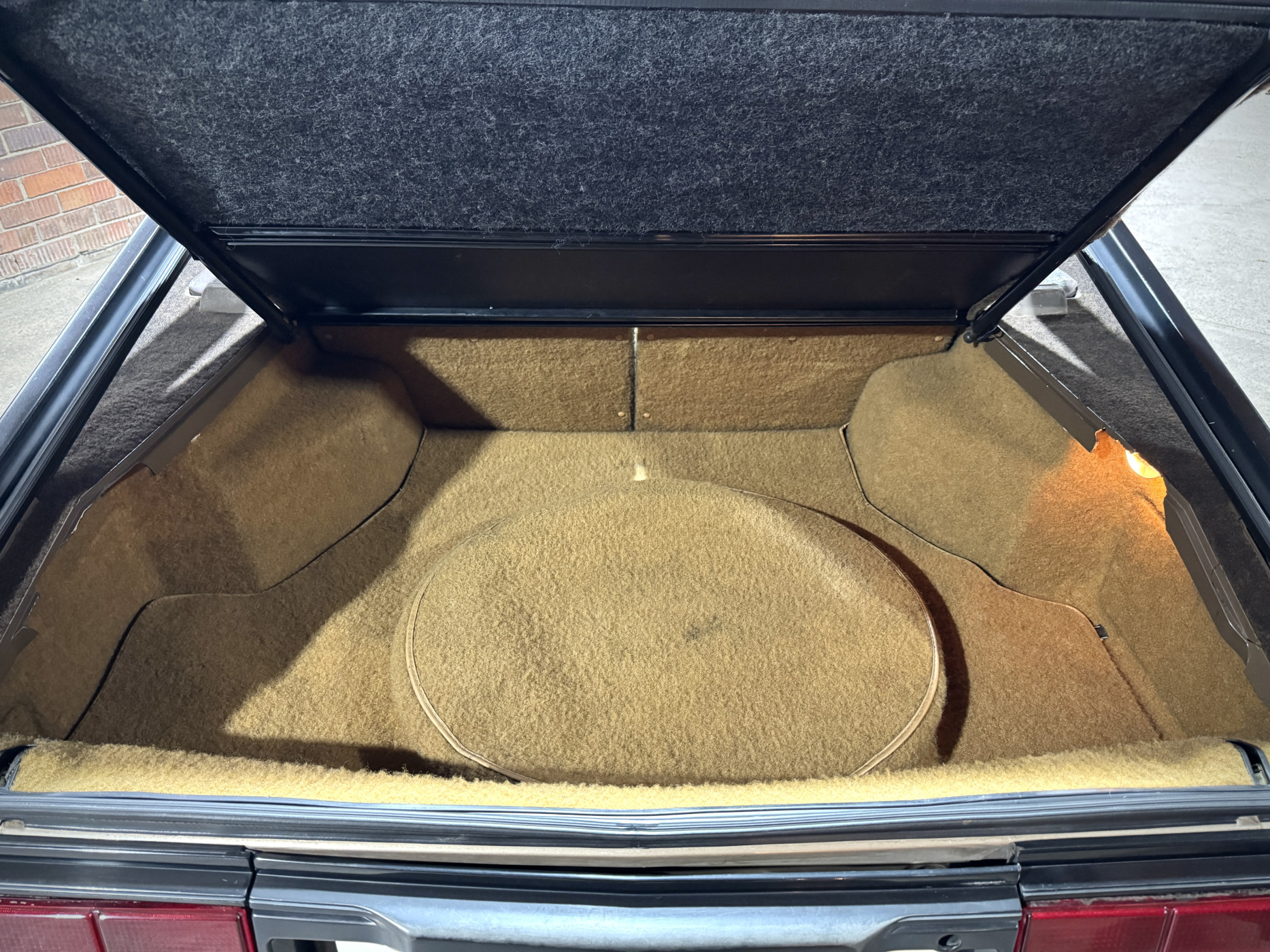 1984 Mitsubishi Starion