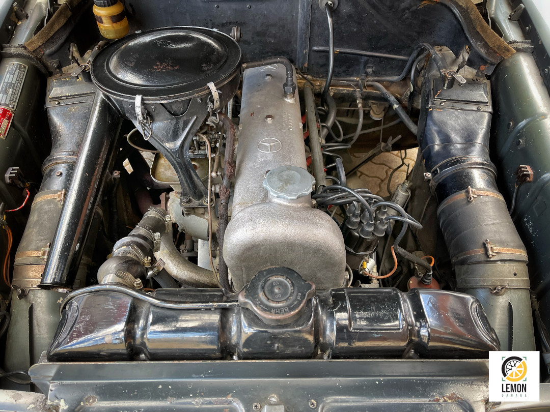 1959 Mercedes Benz 219 Ponton Sedan