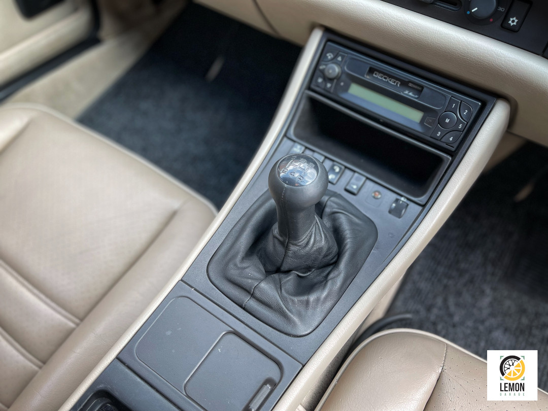 1988 Porsche 944 S