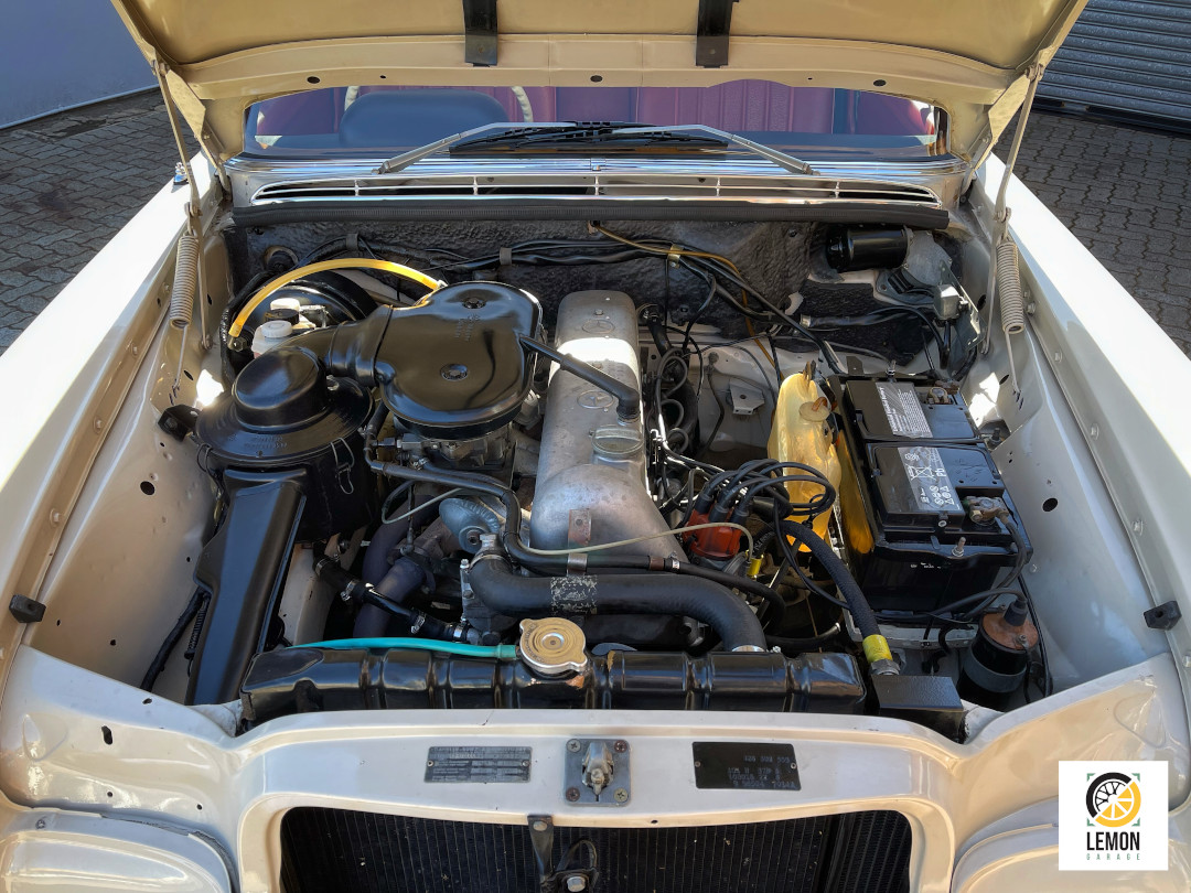 1970 Mercedes Benz 280 S W108