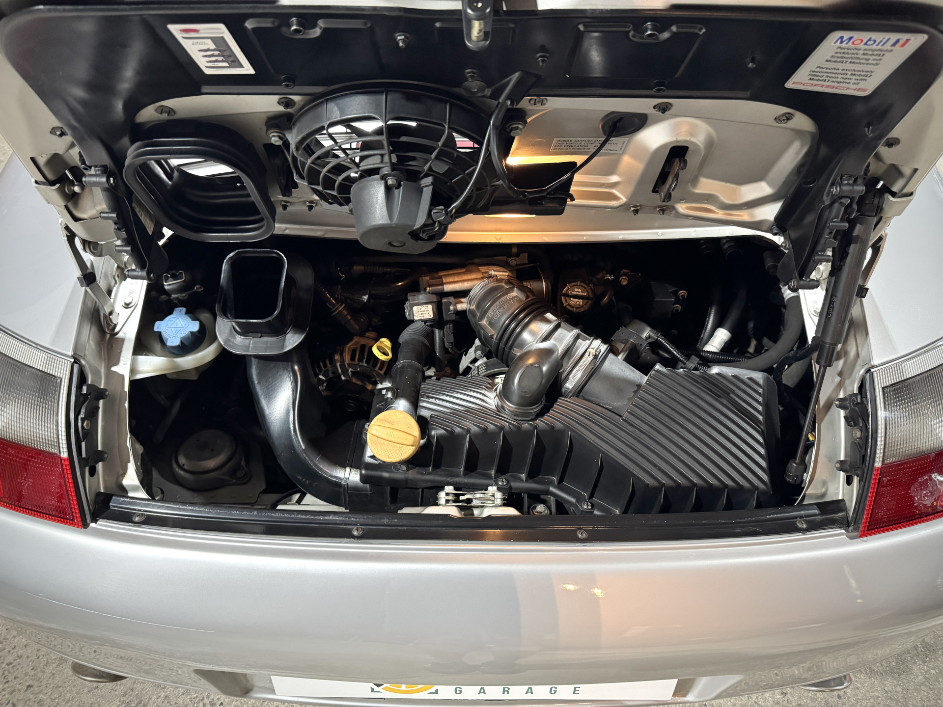 1998 Porsche 911 Carrera (996)