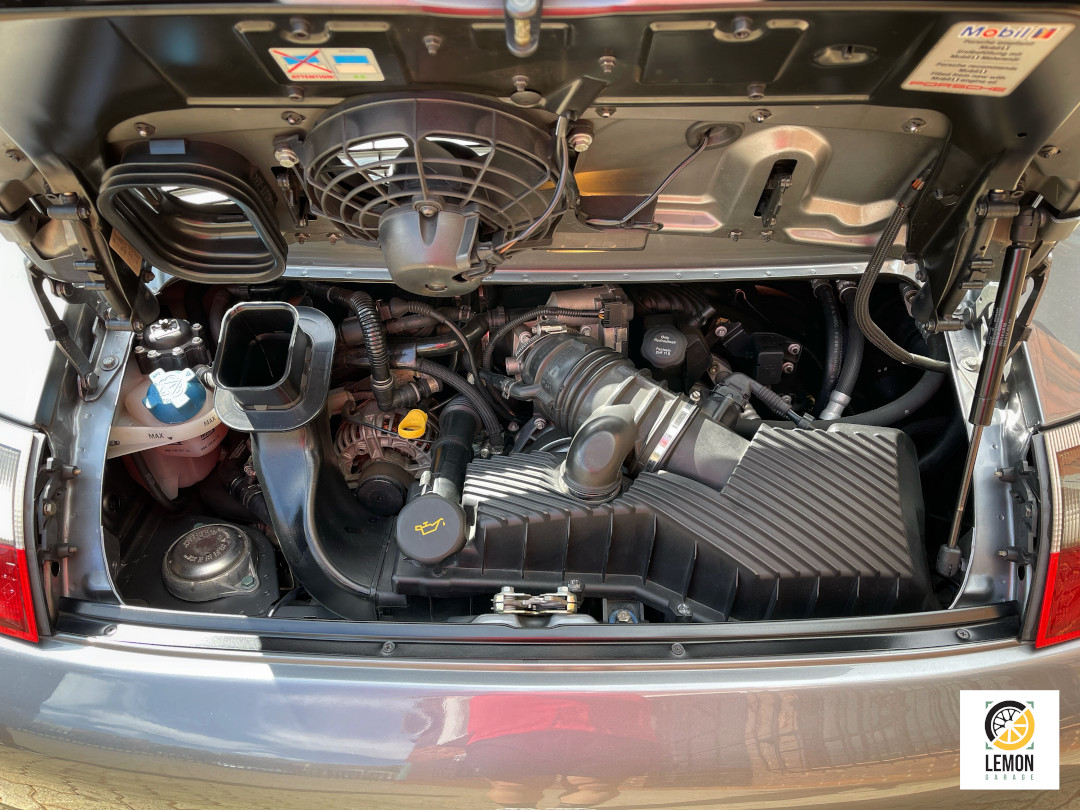 2002 Porsche 911 Carrera 4 (996)