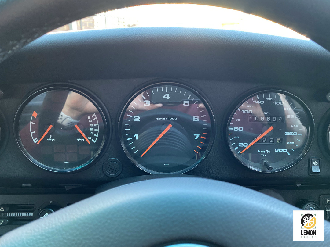 1990 Porsche 964 Carrera 4