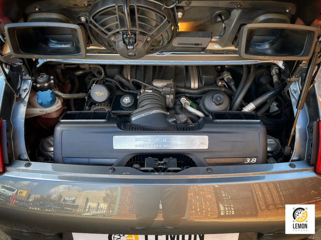2010 Porsche 911 Carrera S (997)