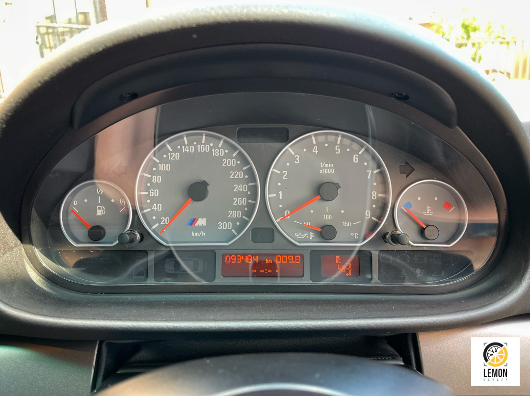 2004 BMW M3 CSL