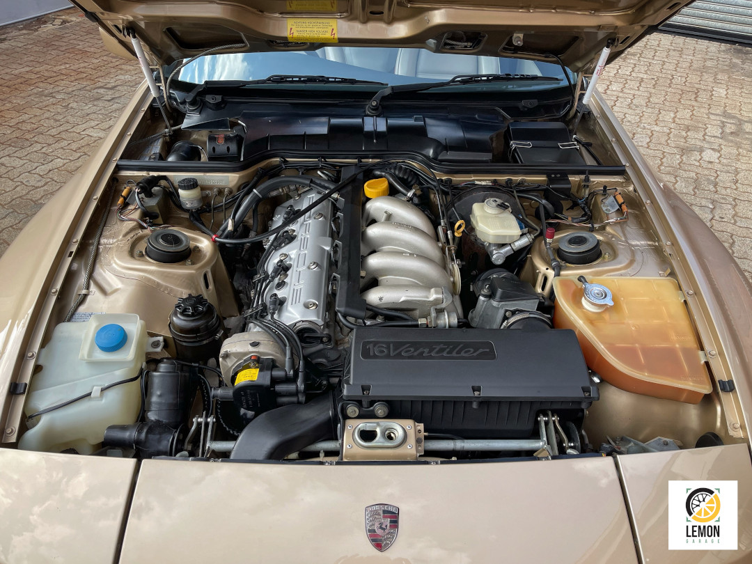 1988 Porsche 944 S