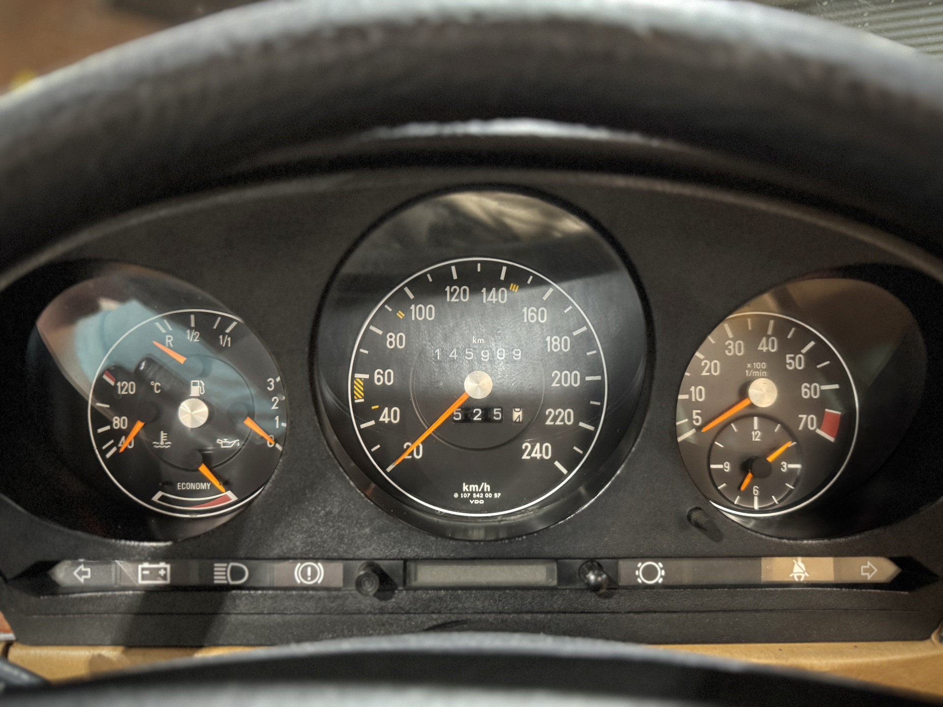 1985 Mercedes Benz 280 SL R107