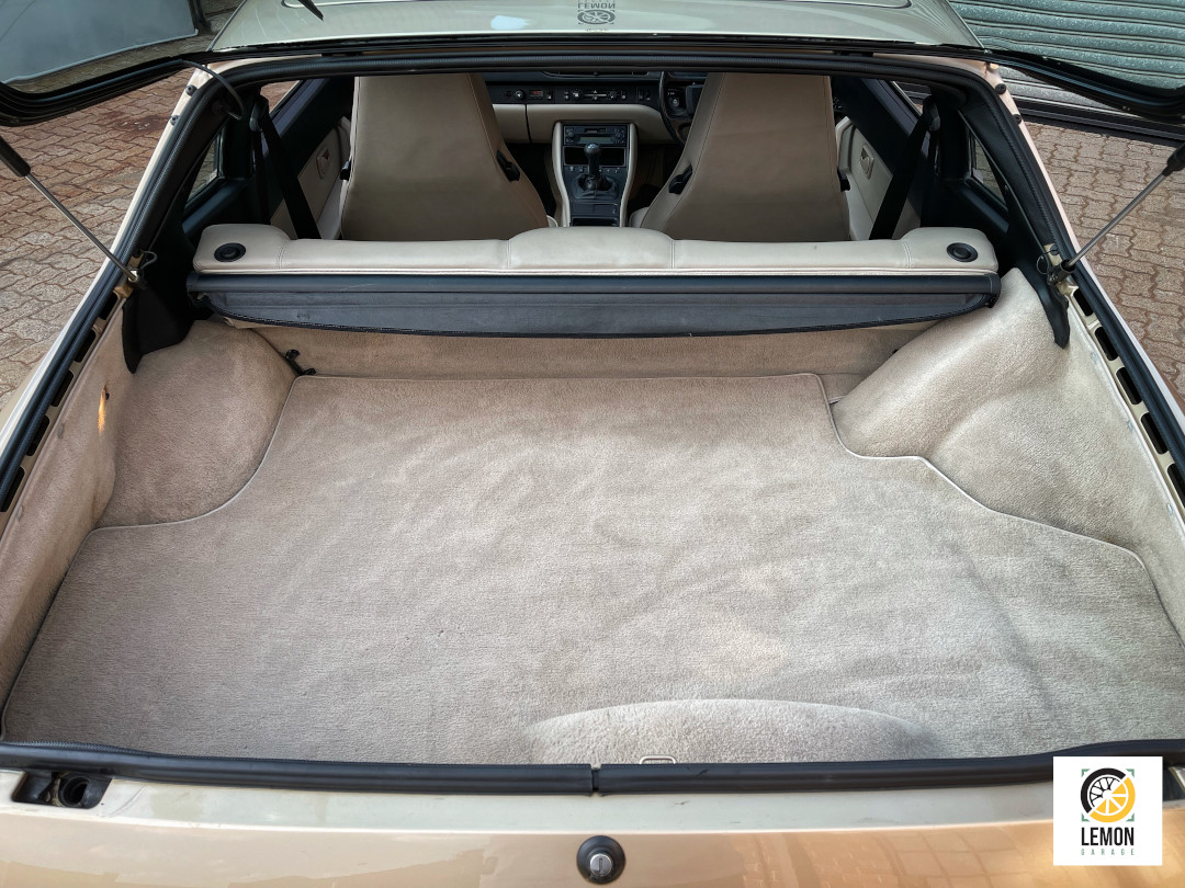 1988 Porsche 944 S