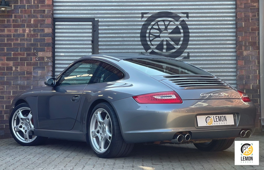 2005 Porsche 911 Carrera S (997)