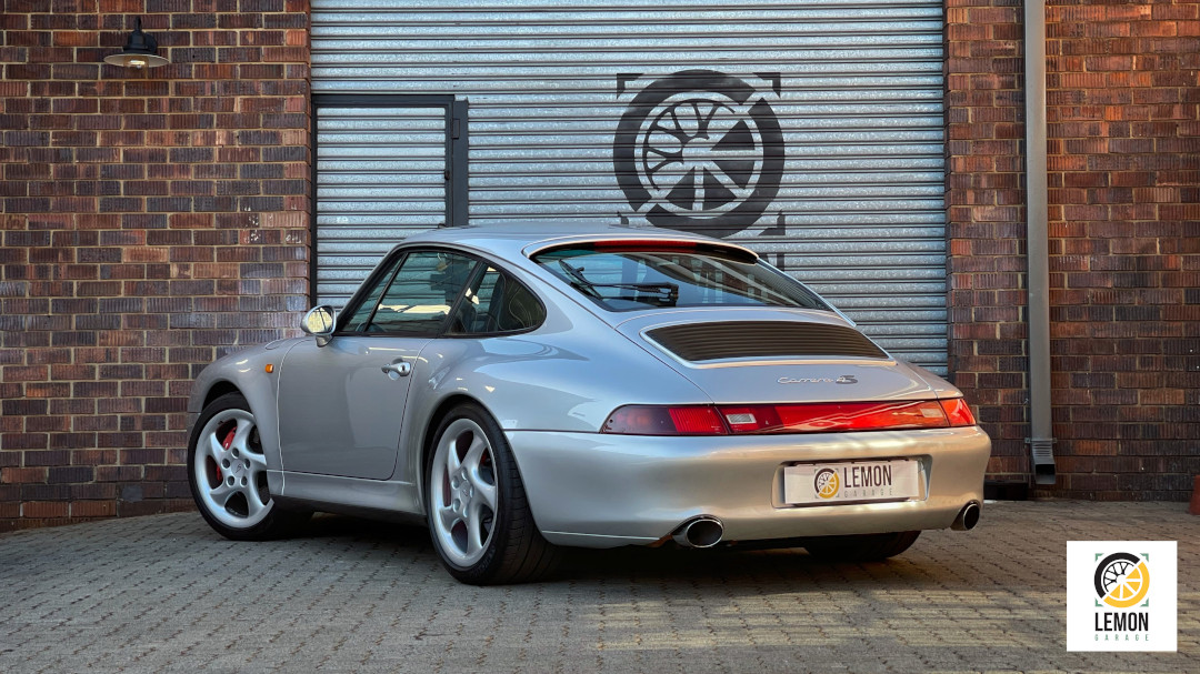 1997 Porsche 911 Carrera 4S (993)
