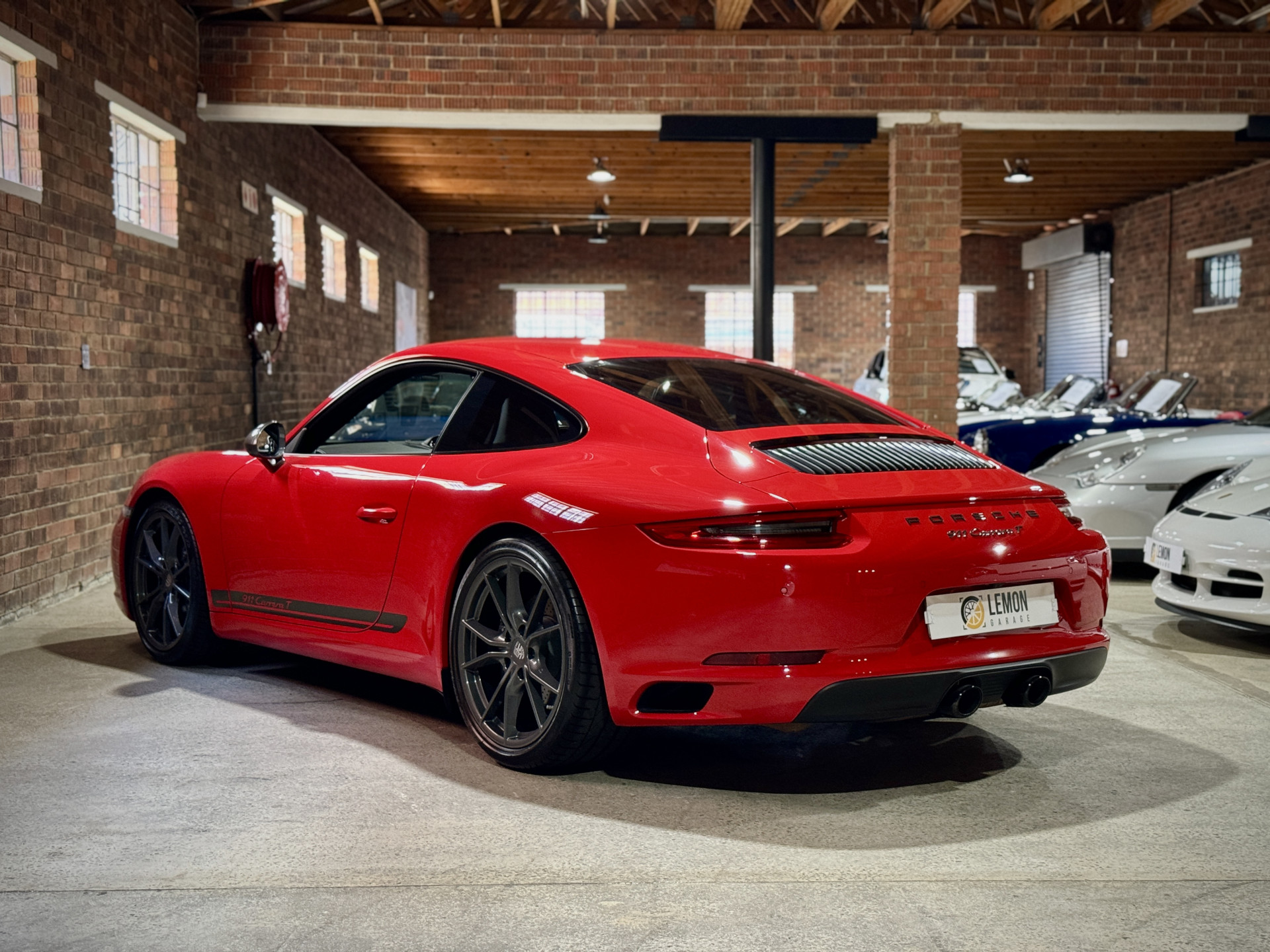 2018 Porsche 911 Carrera T