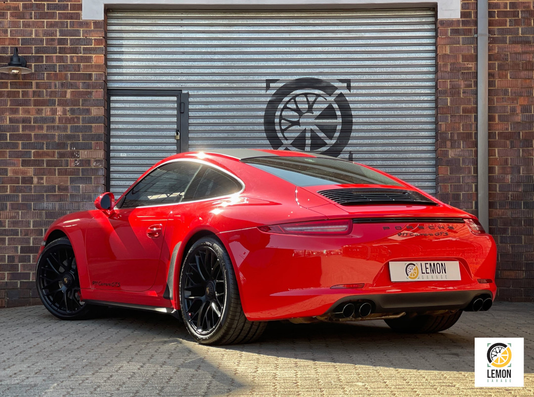 2015 Porsche 911 Carrera GTS (991)