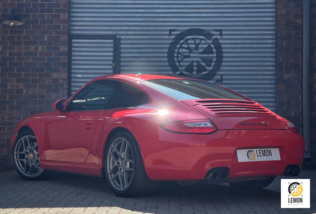 2009 Porsche 911 Carrera S (997.2)