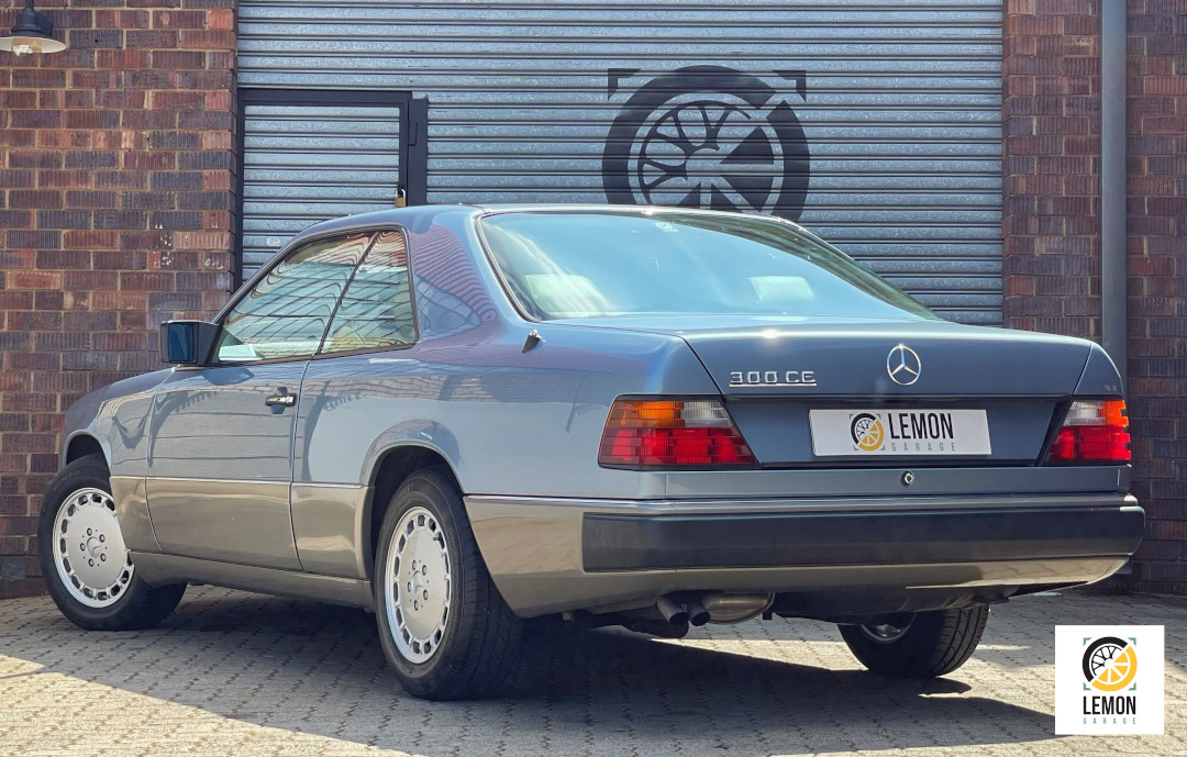 1990 Mercedes Benz C300 Coupe